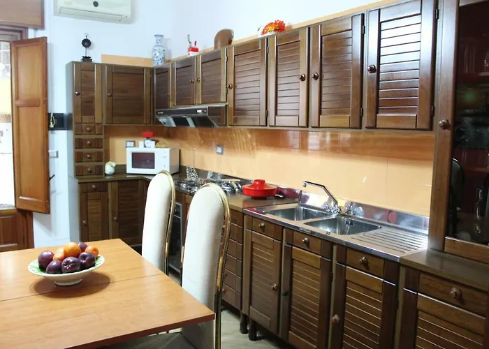 Da Angelo شقة كاستيلاّماري ديل غو